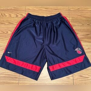 Nike Detroit Pistons NBA basketball athletic workout shorts L 42-44